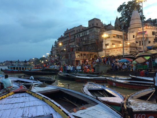 Dashashwamedh Ghat